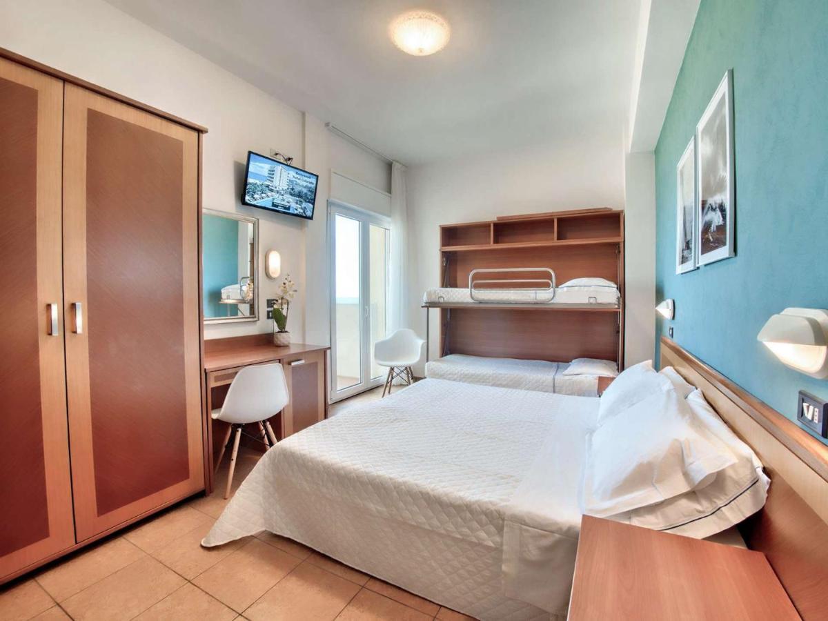 Quadruple Room with Sea View,1345178567:JPEG