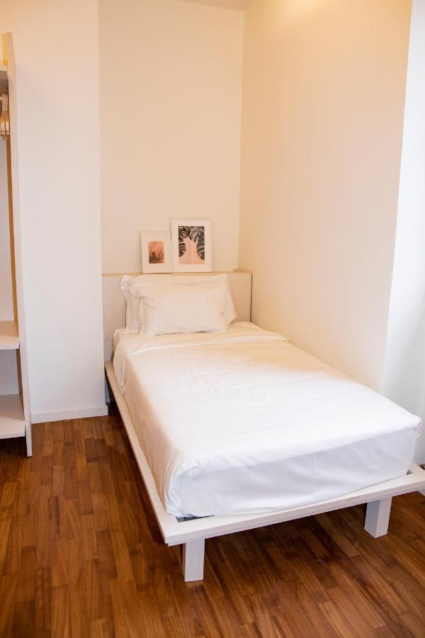 Single Room,1345271309:JPEG
