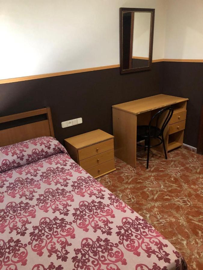 Single Room,1345525235:JPEG