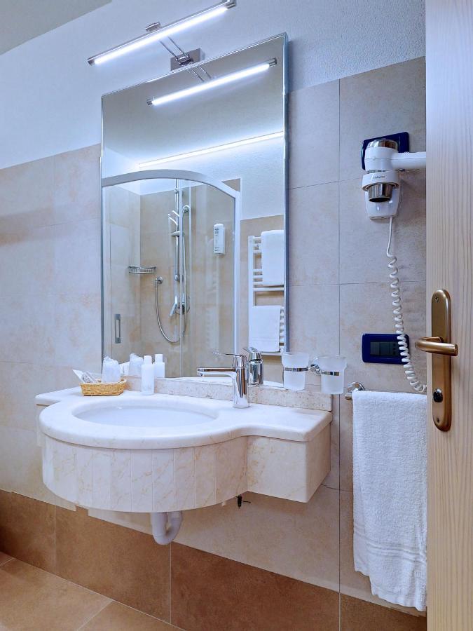 Single Room,1345564502:JPEG