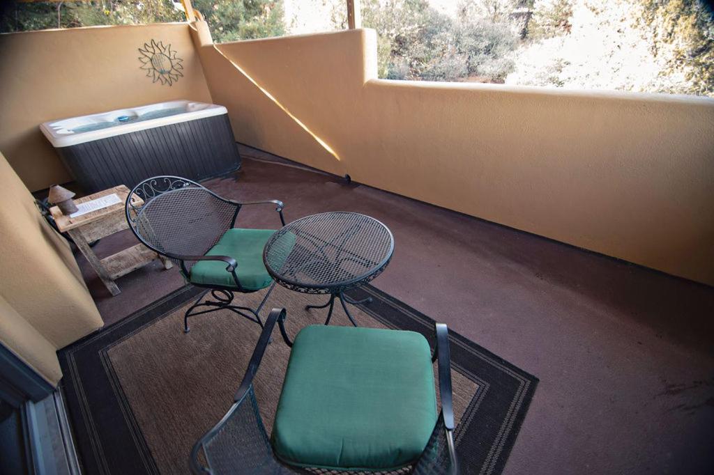 Sacred Feather Room King Balcony