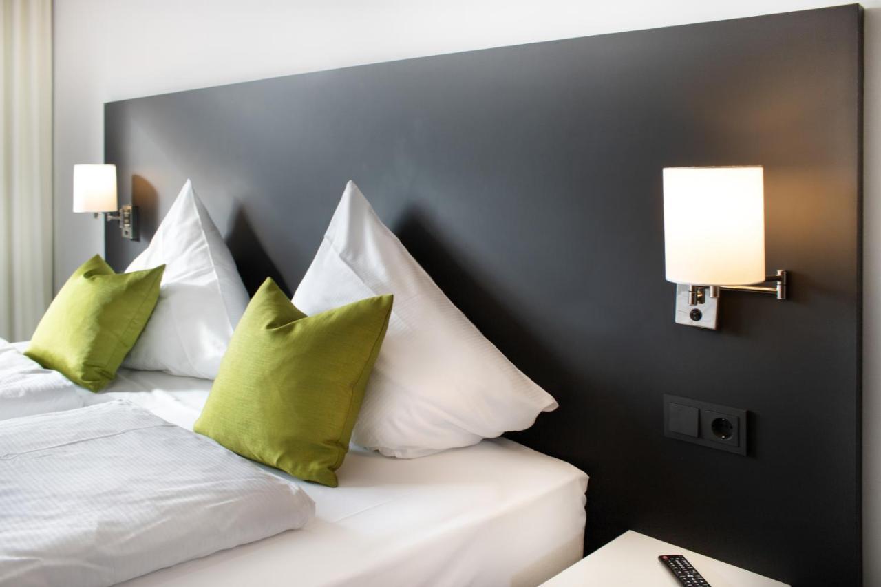 Standard Double Room,1345892351:JPEG