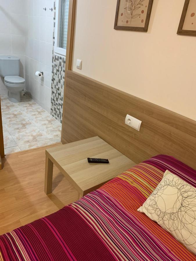 Single Room,1346179376:JPEG