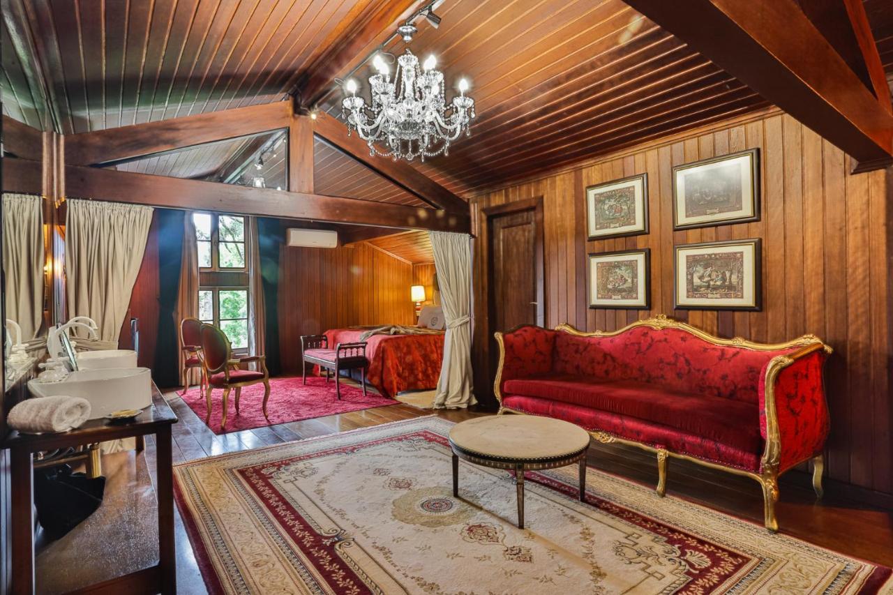 Superior King Suite