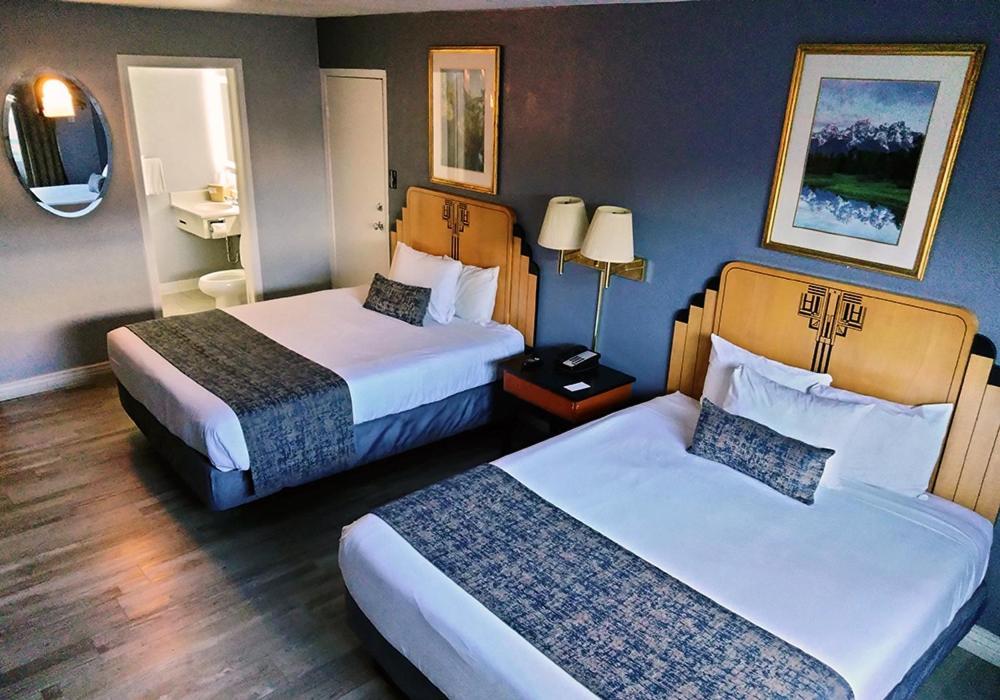 Queen Room Two Queen Beds