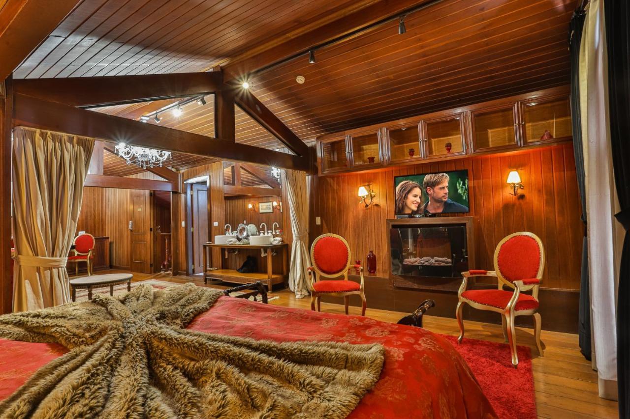Superior King Suite