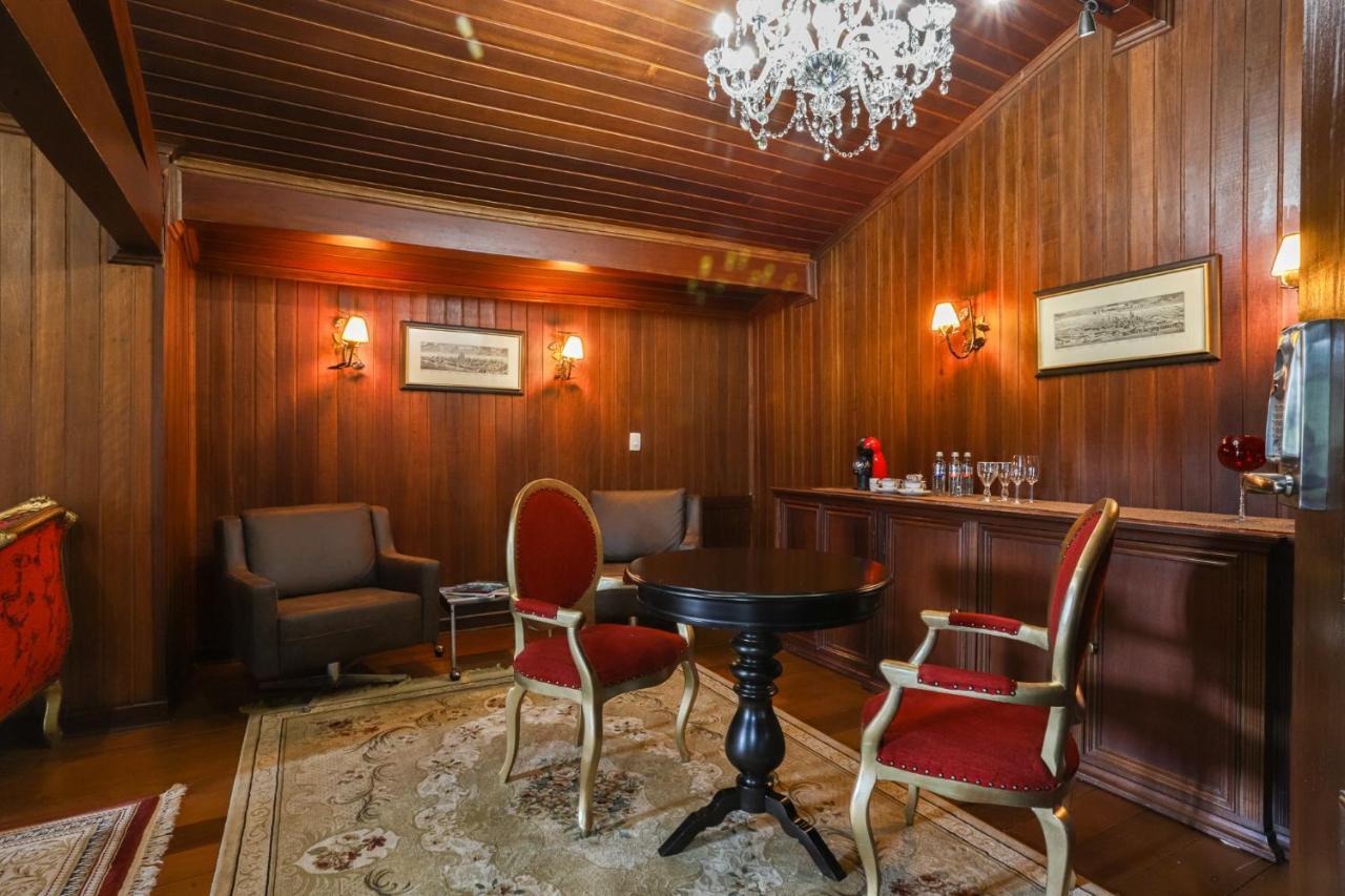 Superior King Suite