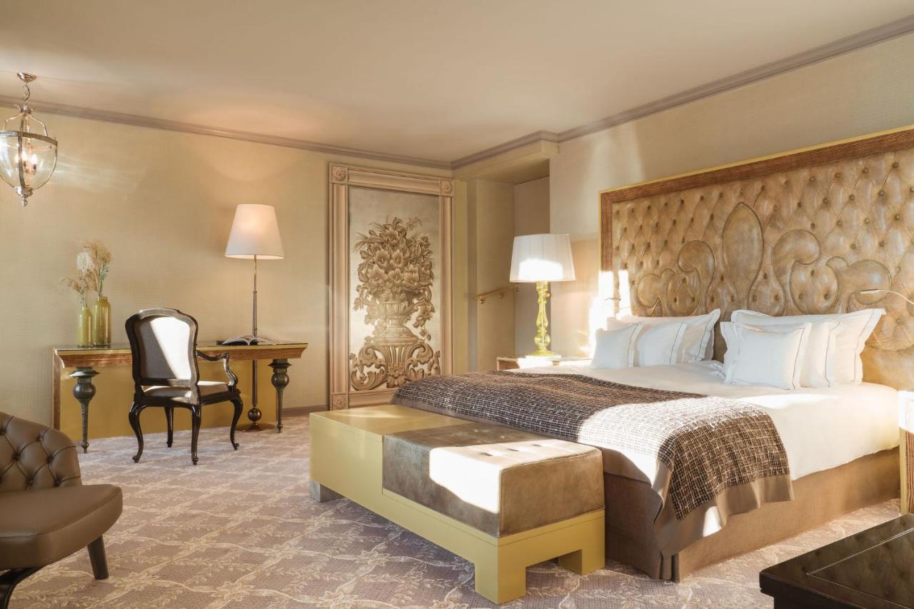 Deluxe Junior Suite Lake View