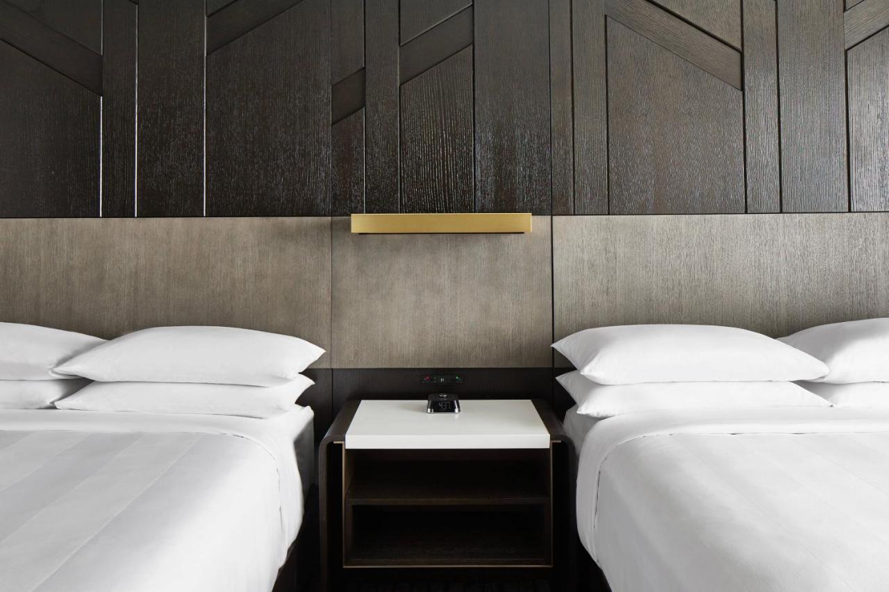 Double Queen Room
