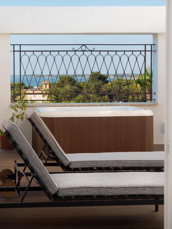 Superior Double Room Sea View Jacuzzi