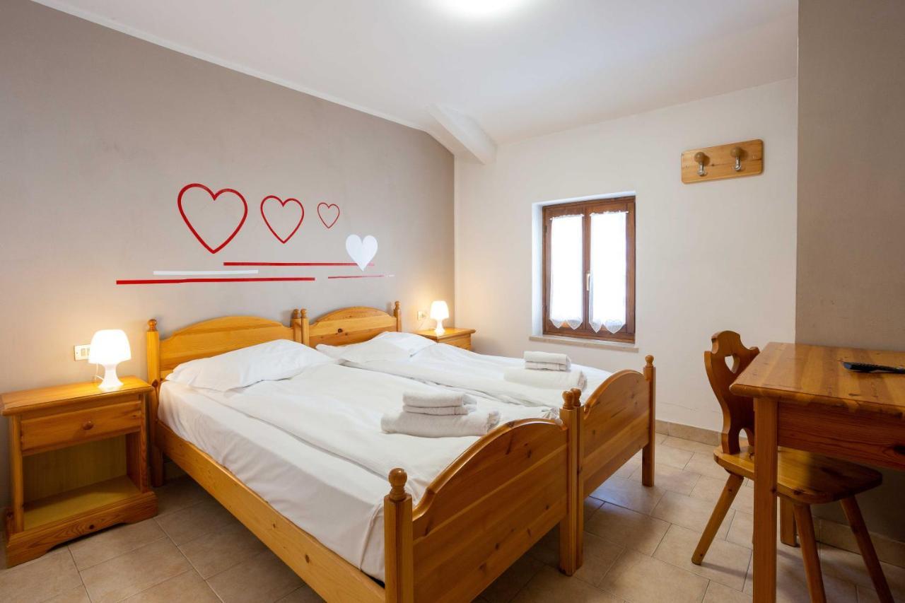 Double or Twin Room,1352507938:JPEG