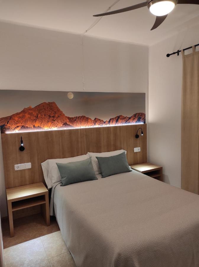 Double or Twin Room Private Bathroom