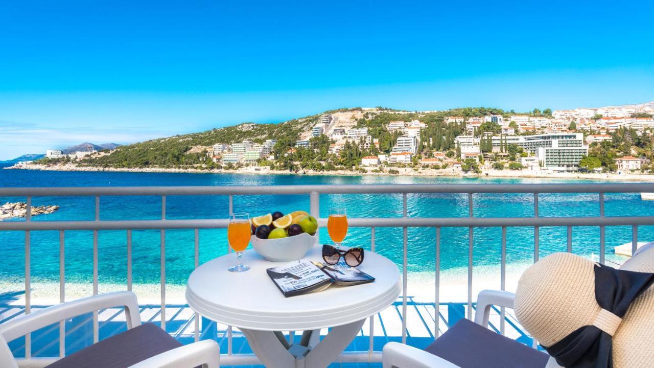 Double or Twin Room Balcony Sea View