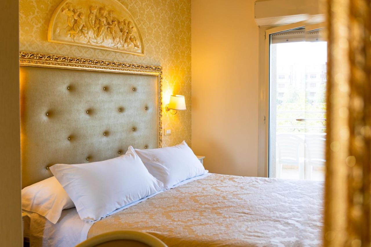Deluxe Double or Twin Room Sea View
