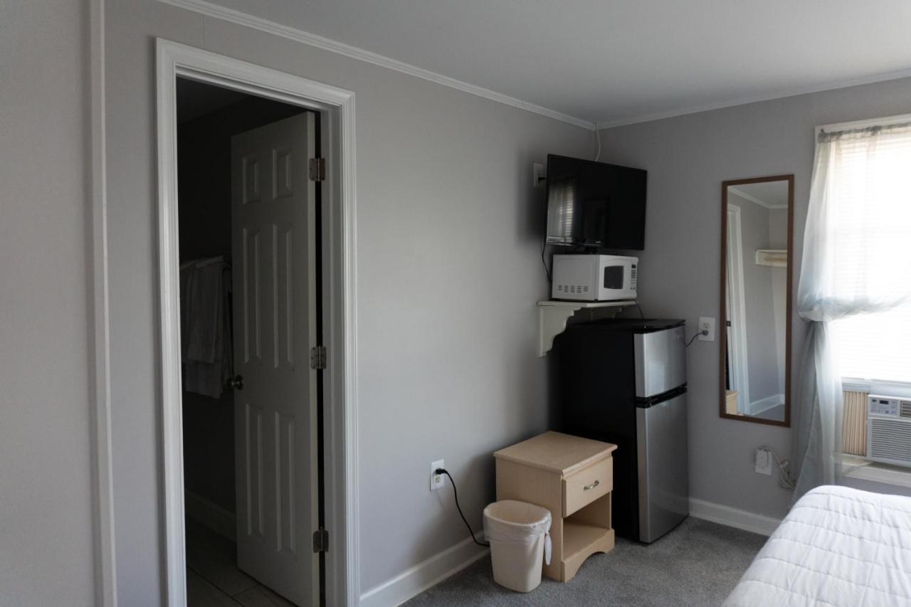 Queen Room Two Queen Beds