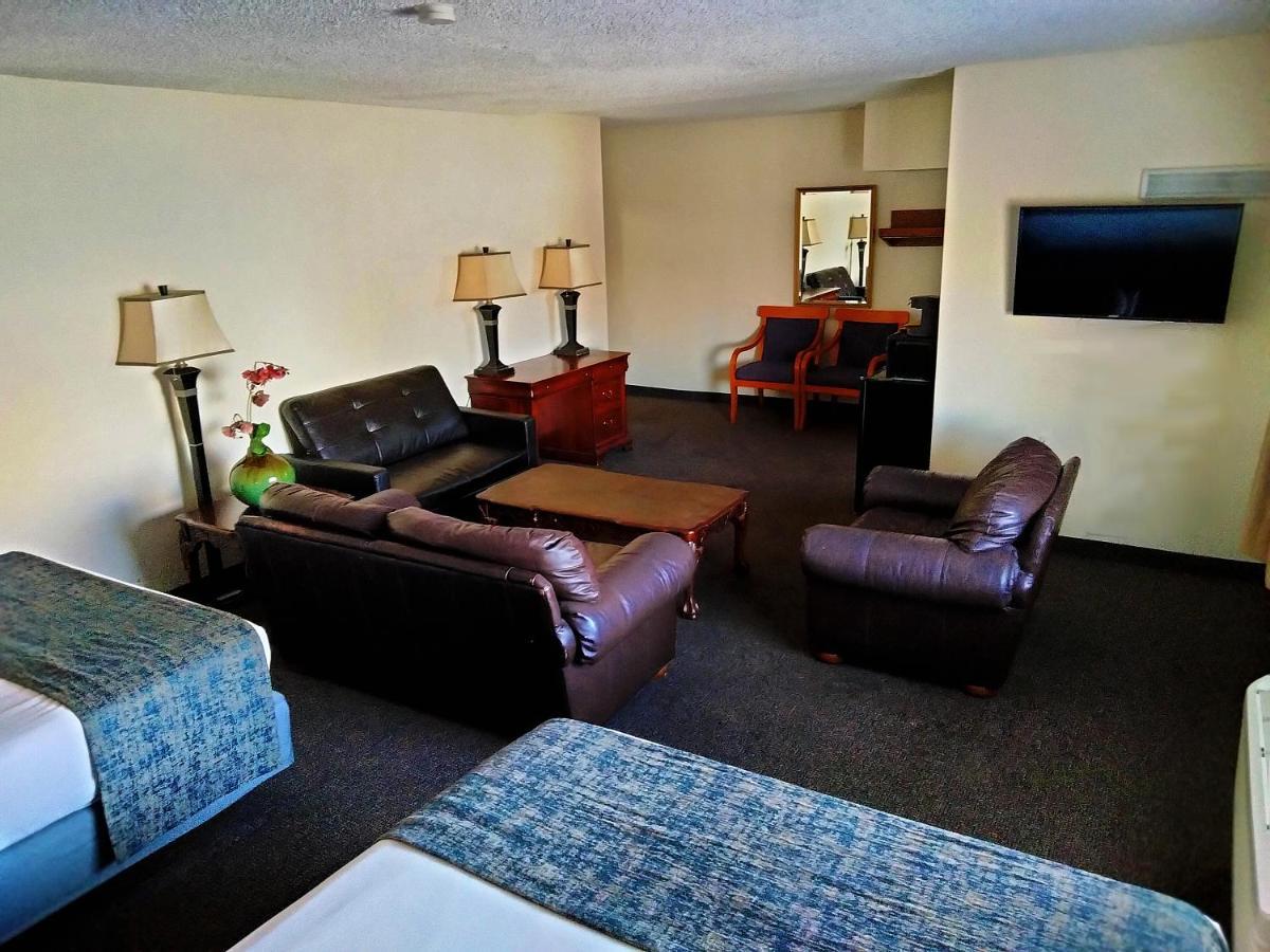 Queen Suite
