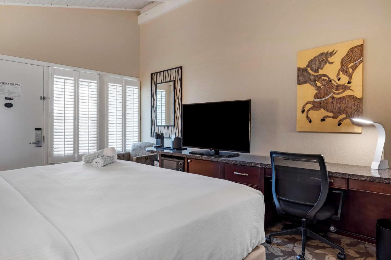 Standard King Room,1349915944:JPEG