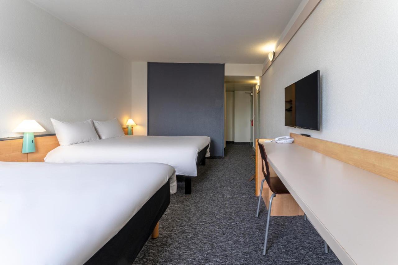 Standard Double Room Two Double Beds
