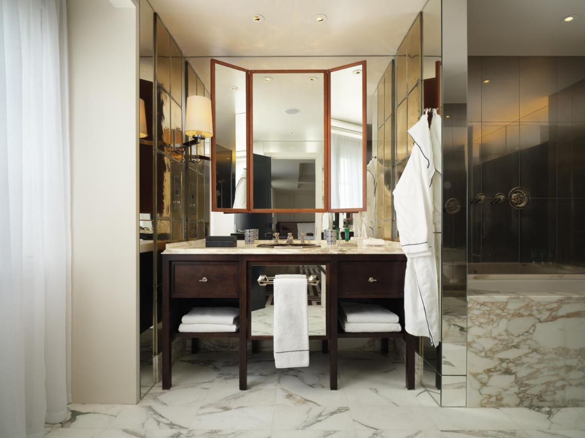 Grand Premier King Room