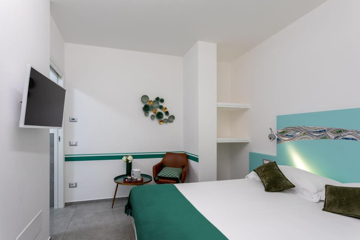 Double Room Private Bathroom