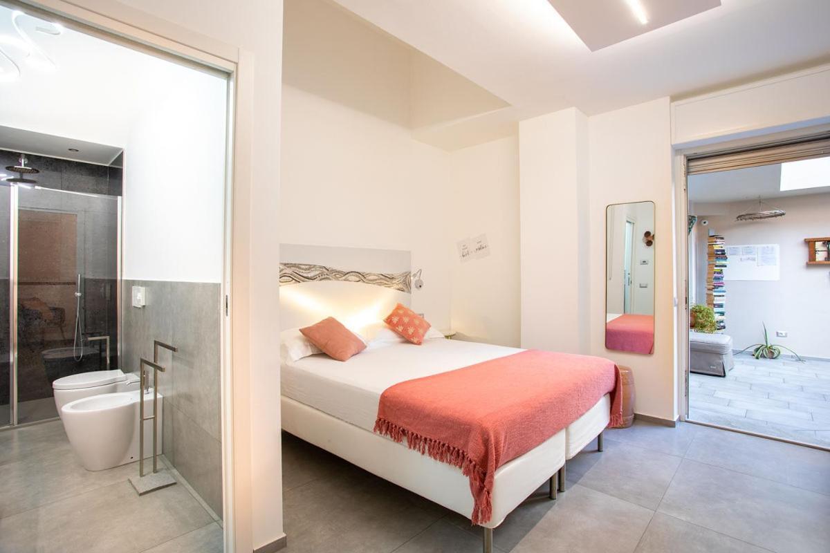 Double Room Private Bathroom