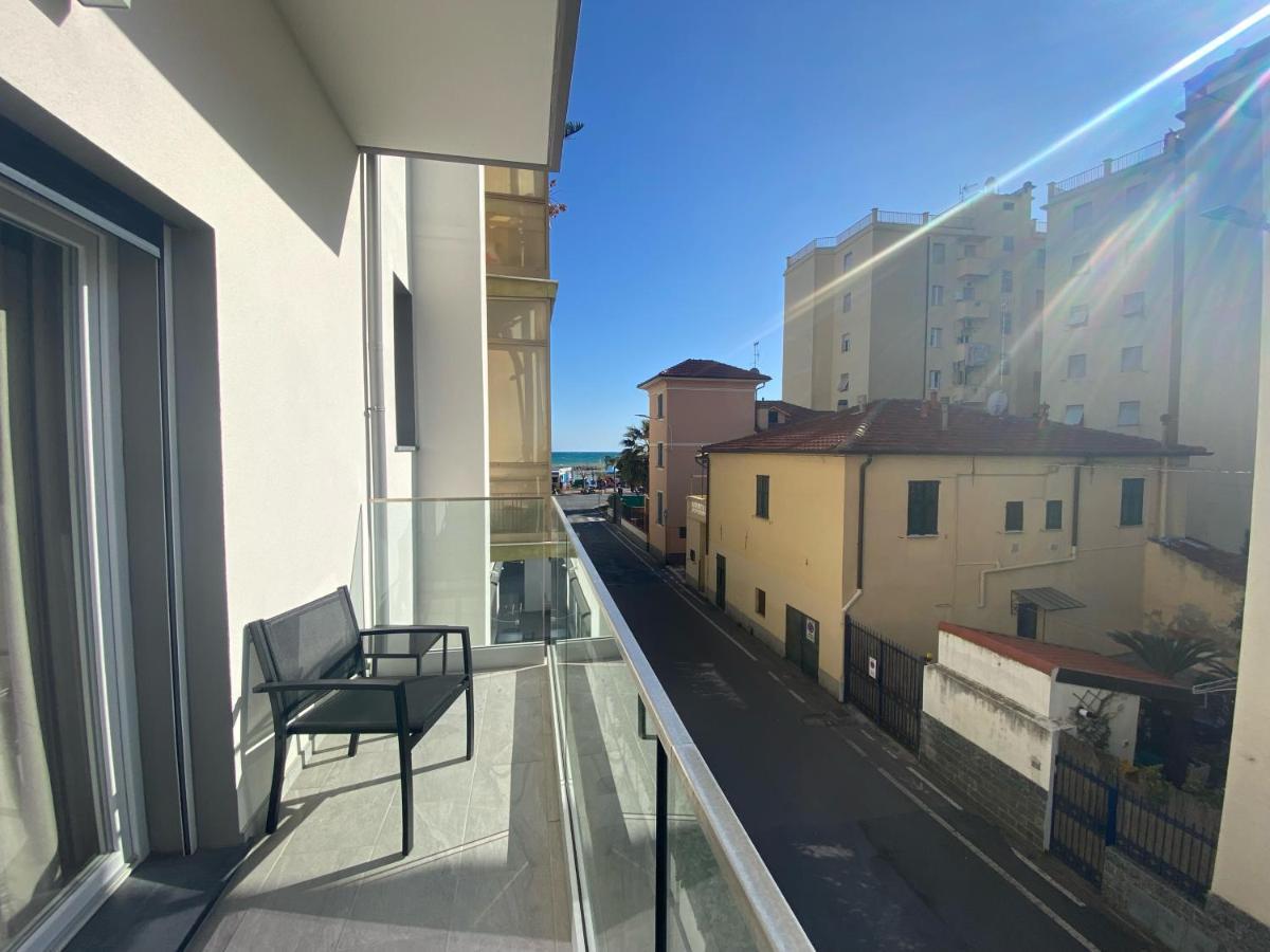 Double or Twin Room Balcony