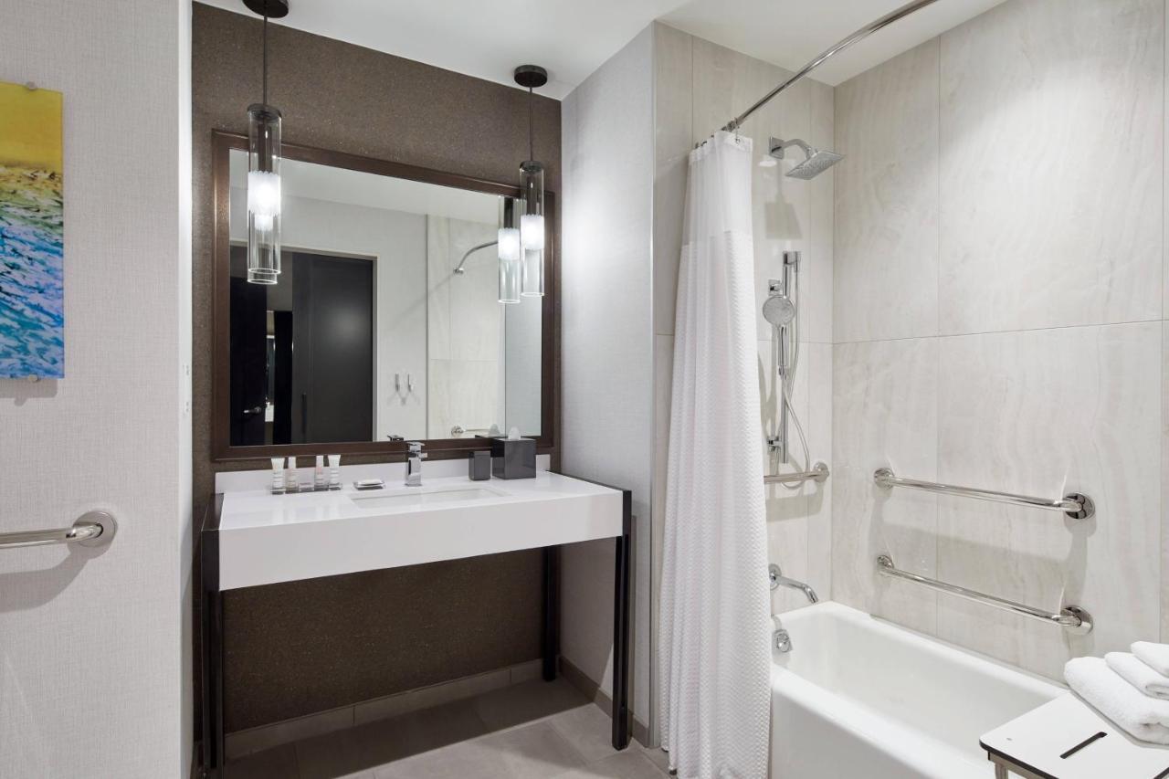 King Guest Room