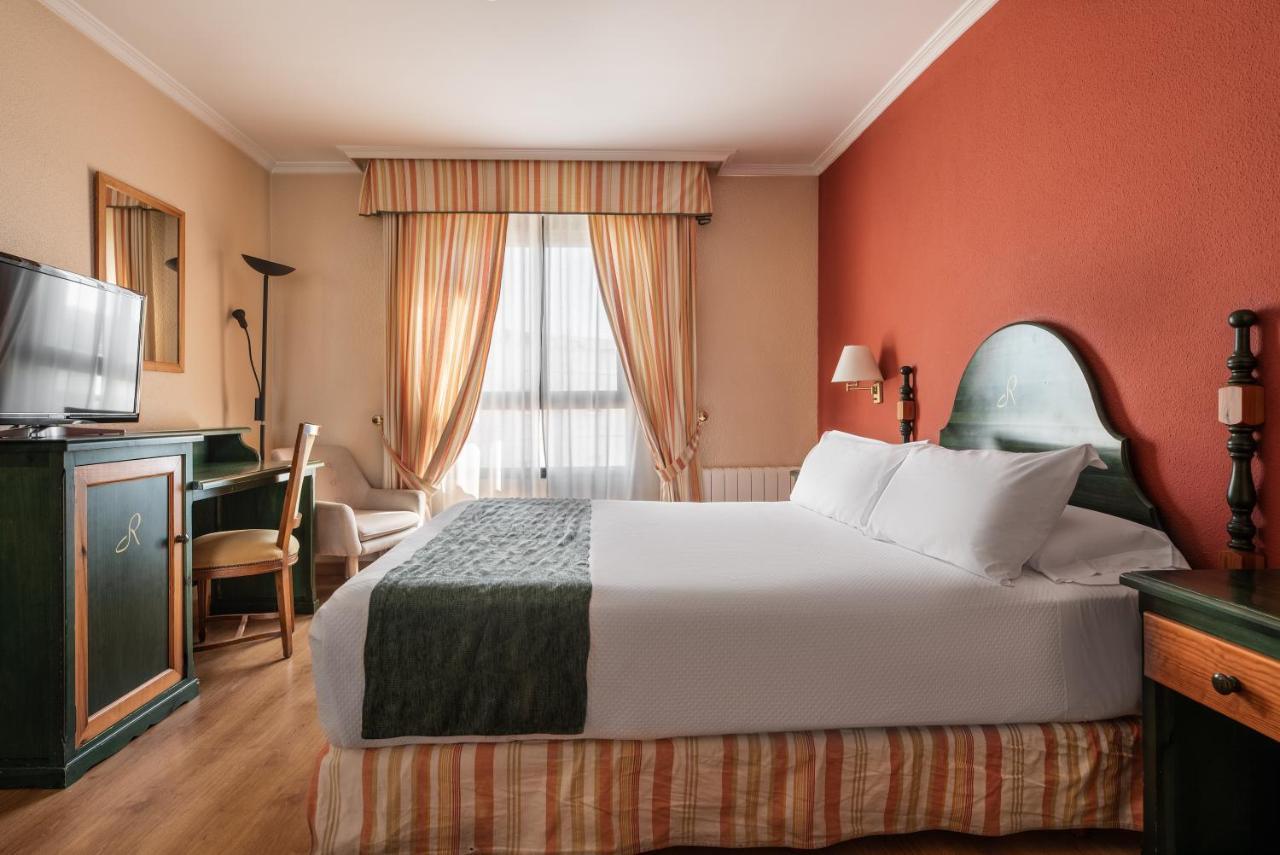 Standard Double Room,1350965983:JPEG