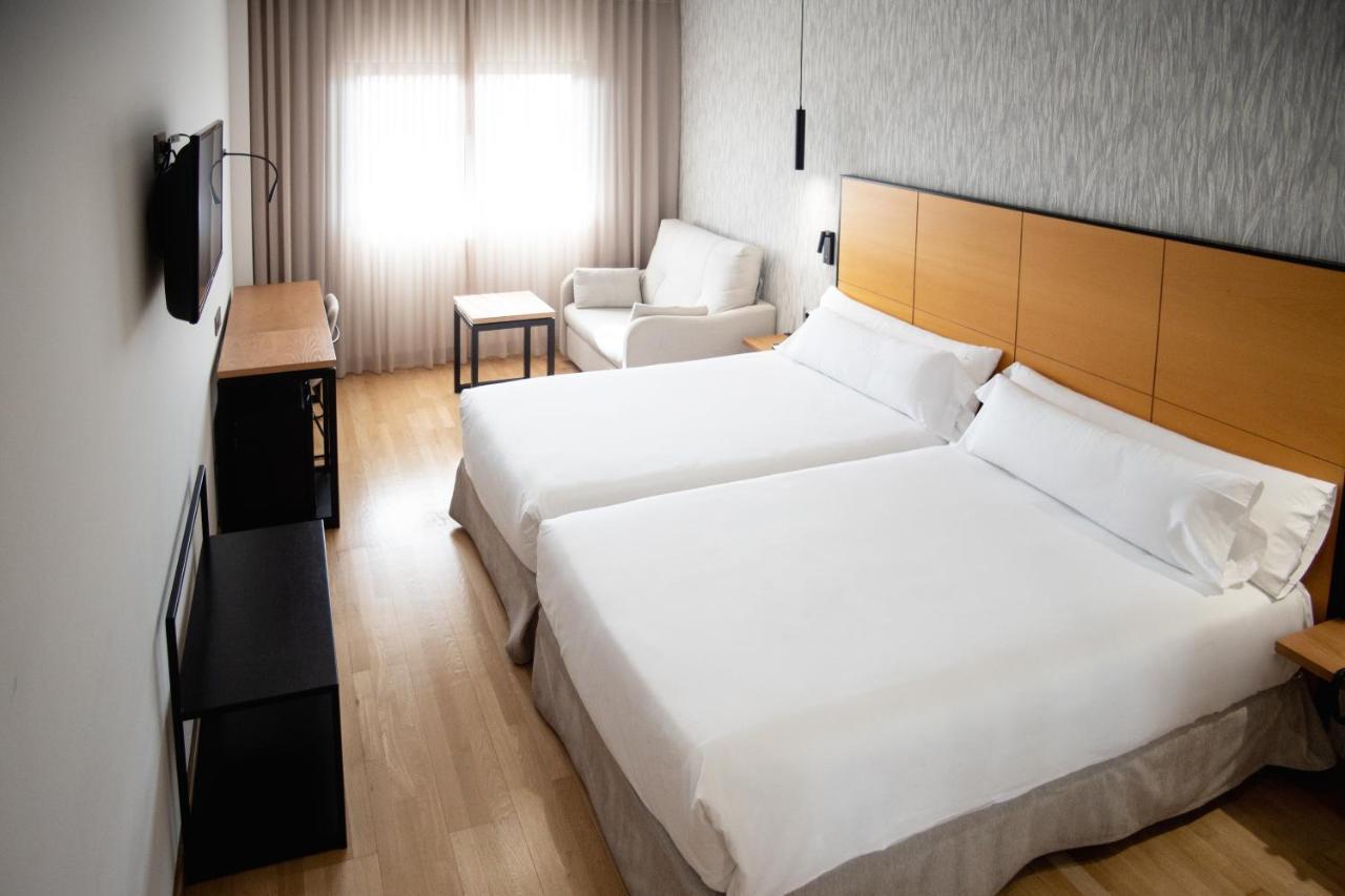 Twin Room for 1-2 people,1351340932:JPEG