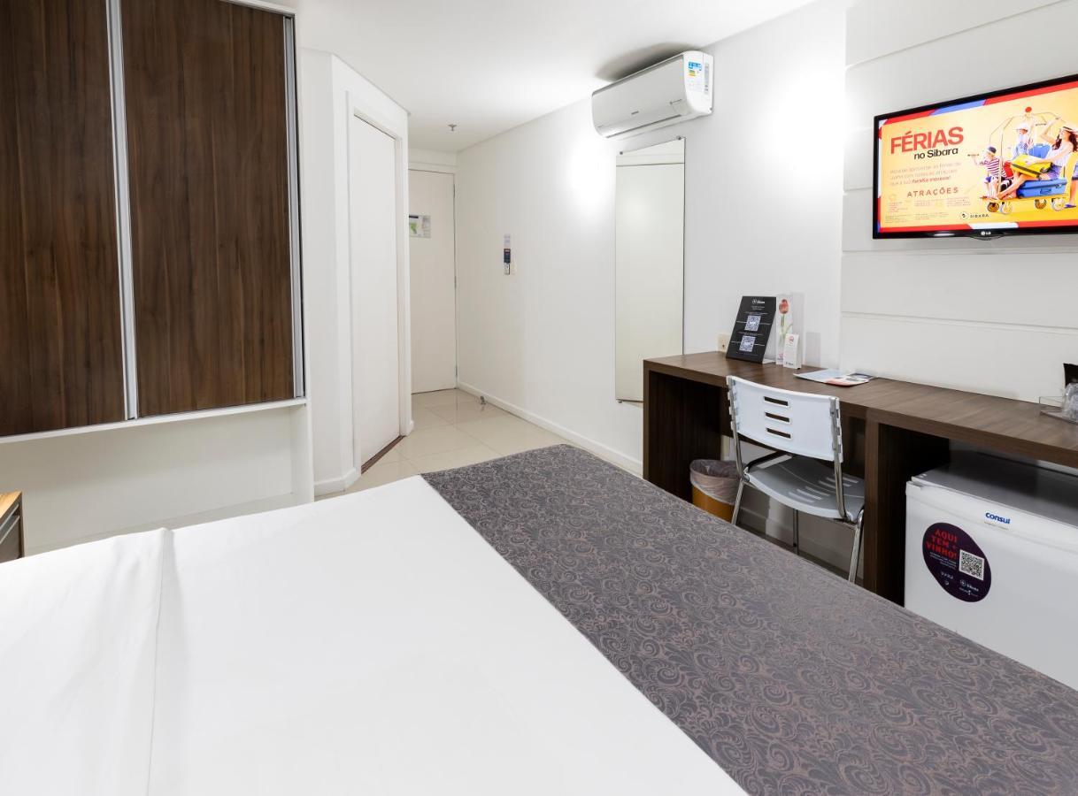 Quarto com Cama de Casal Acessível para Hóspedes com Mobilidade Reduzida