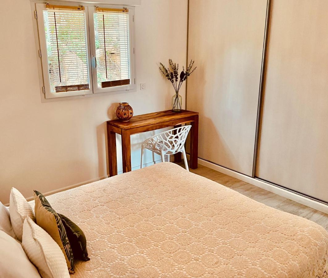 One-Bedroom Apartment,1352147734:JPEG