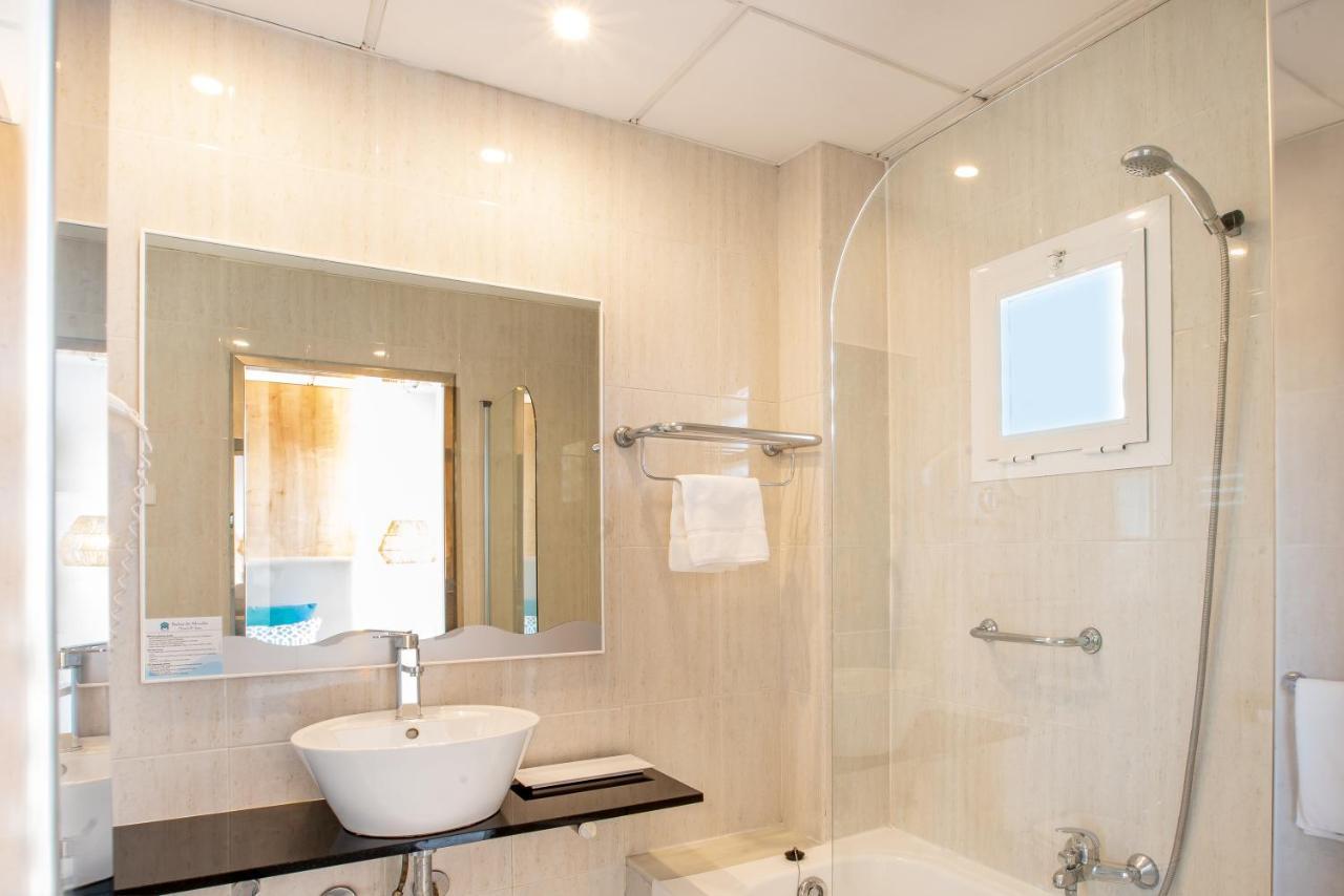 Deluxe Double Room Side Sea View