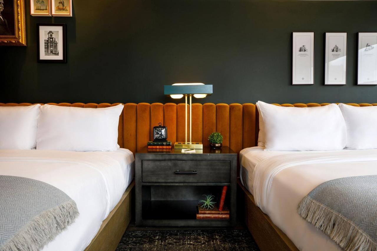 Queen Room Two Queen Beds