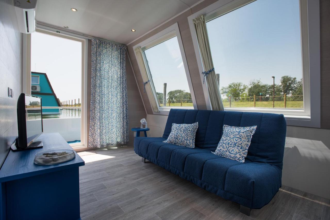 Houseboat