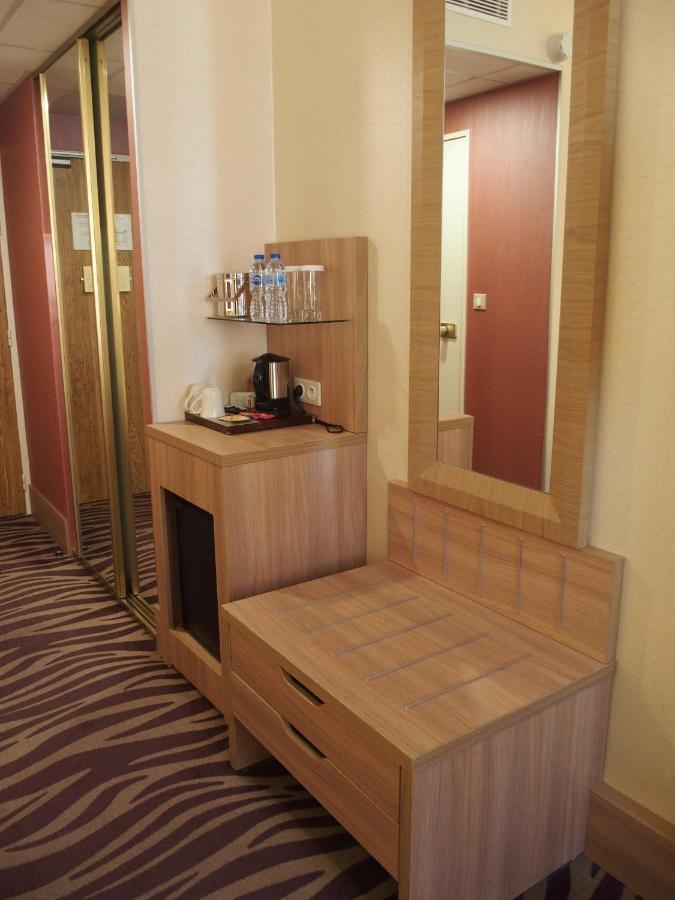 Premium King Size Room,1352354510:JPEG