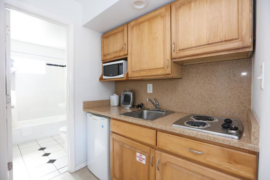 One-Bedroom Suite
