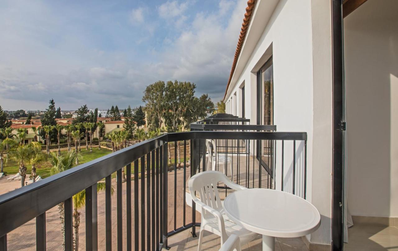 Standard Double or Twin Room Inland View