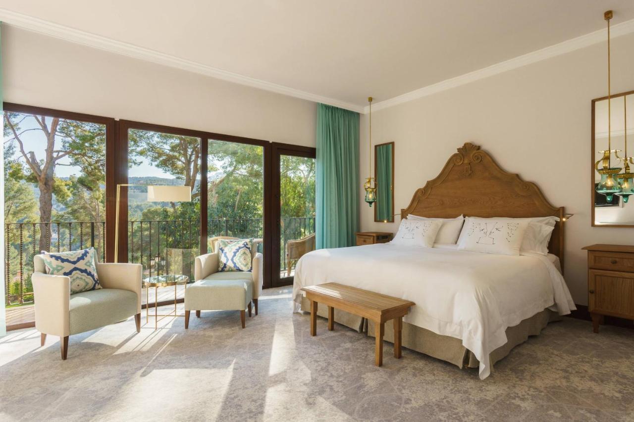 Classic Terrace Queen Room with Balcony and Garden View,1352578864:JPEG
