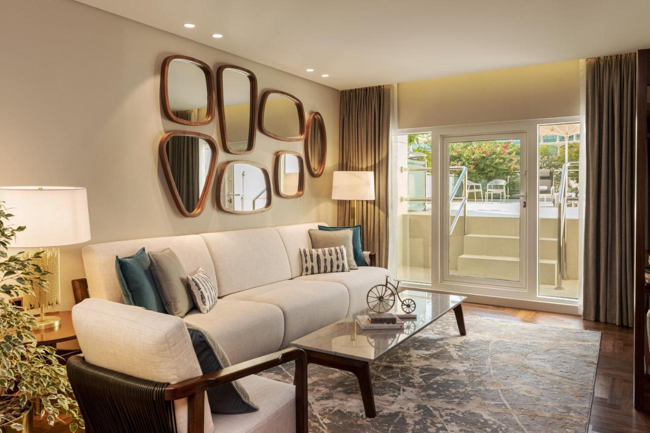 Premium Suite Larger Suite Garden View Executive Lounge Access