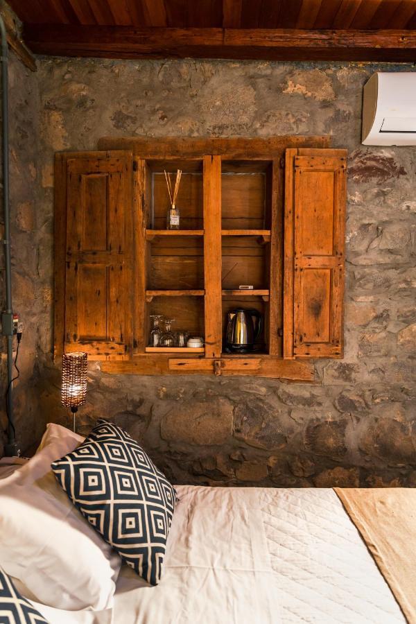 Double Room,1352790268:JPEG