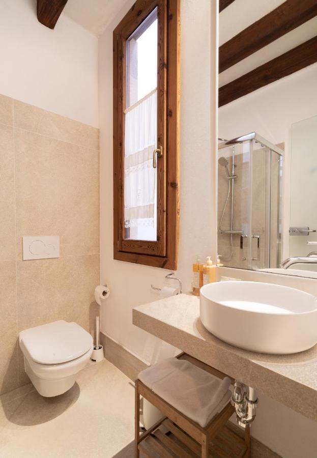 One-Bedroom Apartment Terrace