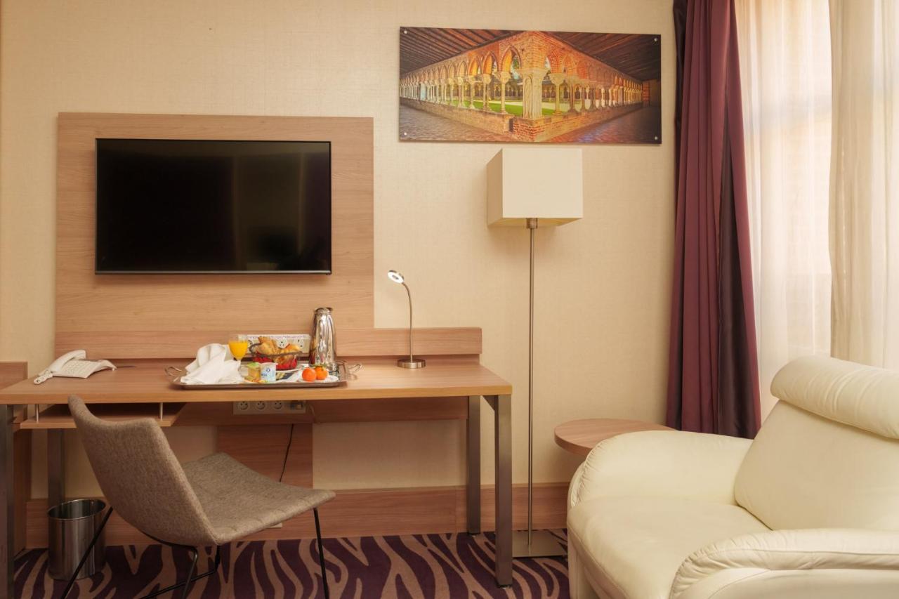Junior Suite,1393931276:JPEG