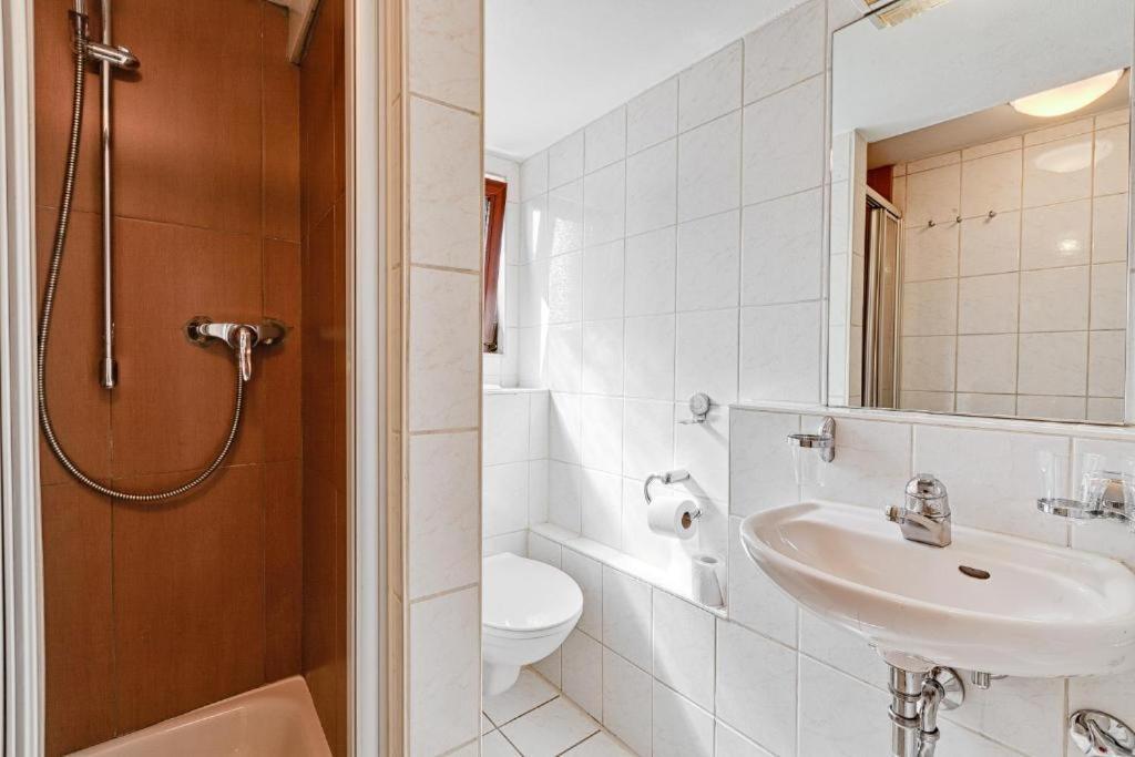 Superior Twin Room,1354006955:JPEG