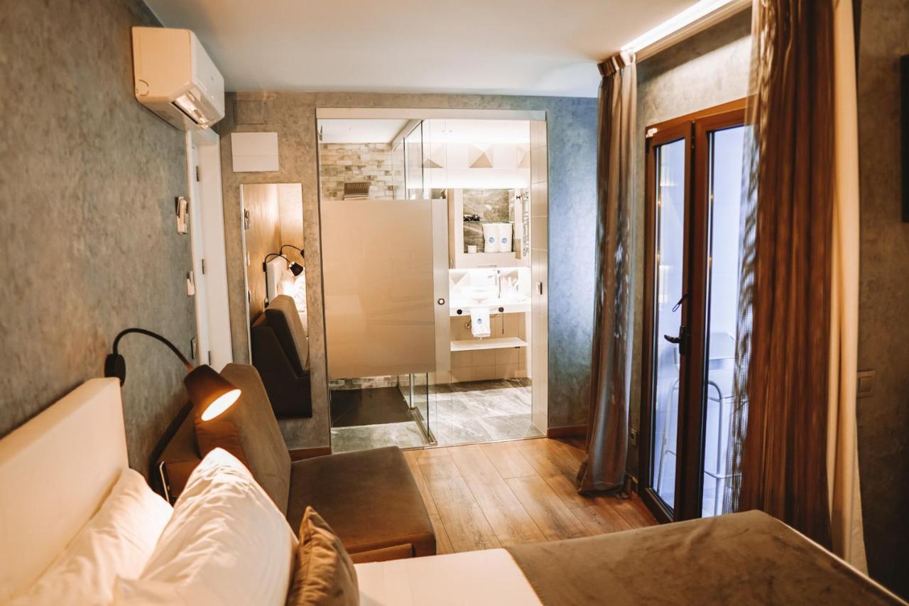 Deluxe Double Room Balcony