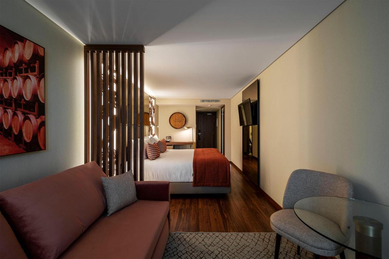 Junior Suite Balcony,1369695929:JPEG