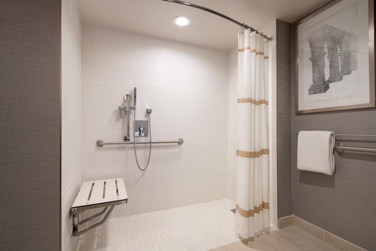 1 Bedroom Junior Suite