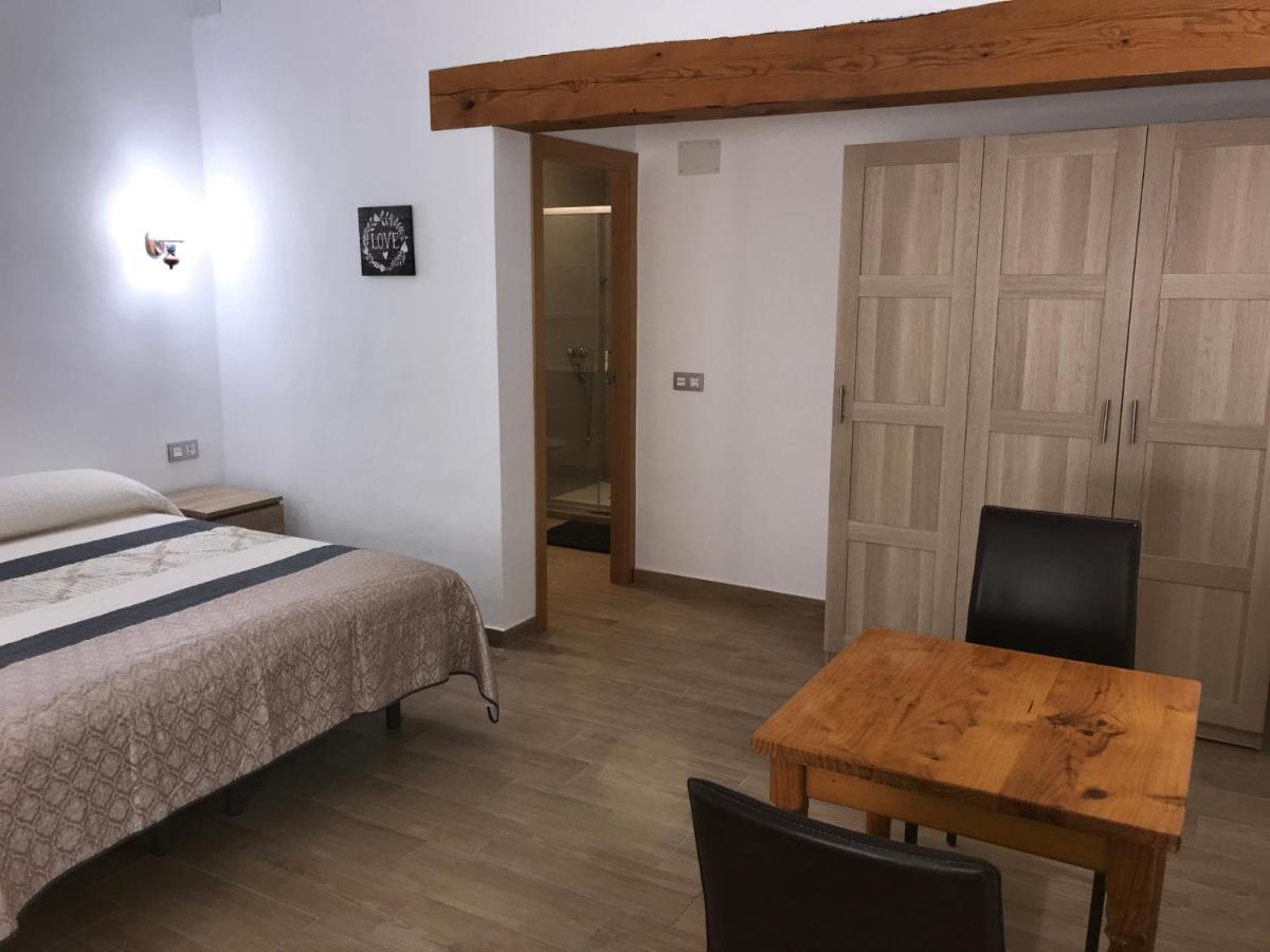 Deluxe Double or Twin Room Mountain View