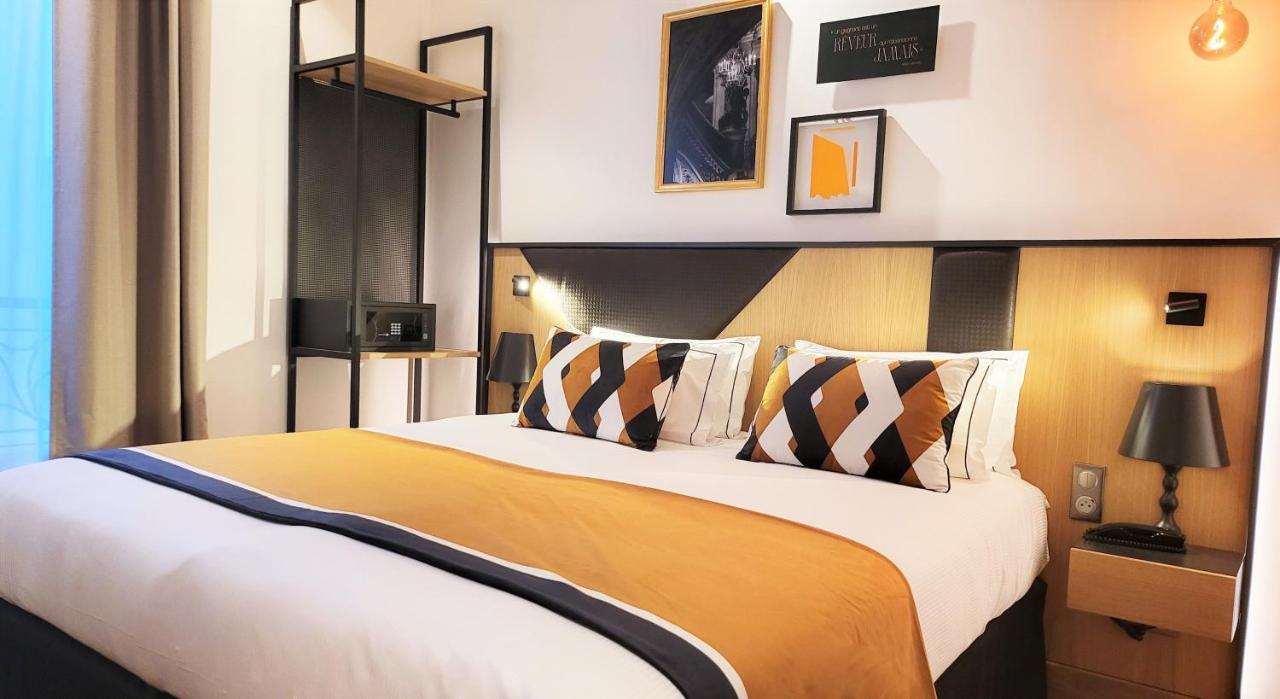 Superior Double Room Pool Access
