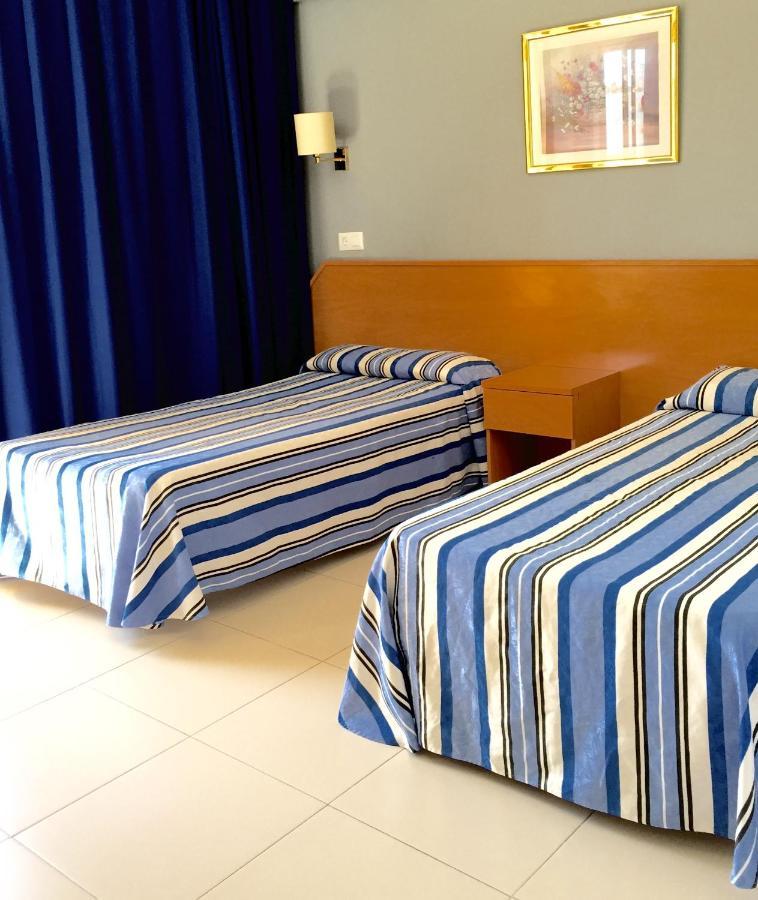 Single Room,1588060144:JPEG