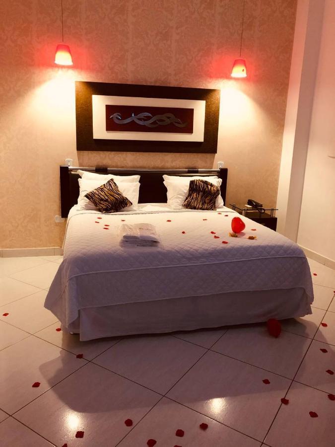Luxury Suite